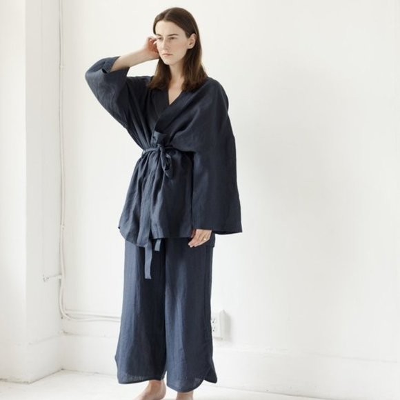 Deiji Studios Other - DEIJI STUDIOS | 01 Short Robe in NAVY
